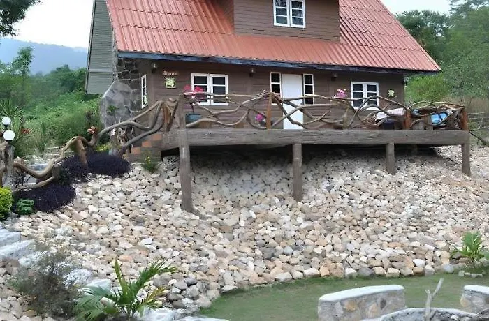 Rai Phuphapok รีสอร์ท